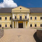Kaštieľ,_Snina_(02)